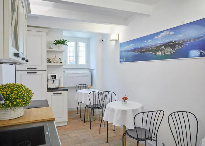 ゲストハウス Alemar シローロ