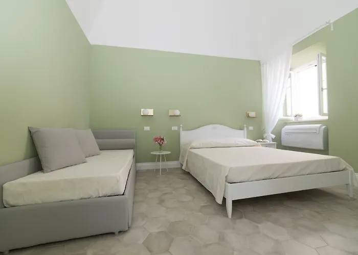 ゲストハウス Alemar シローロ