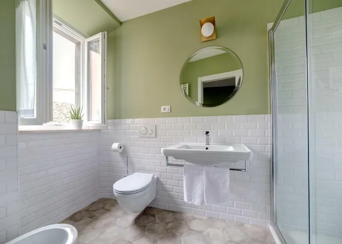 ゲストハウス Alemar 4*